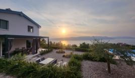 Вилла за 580 000 евро в Рабаце, Хорватия