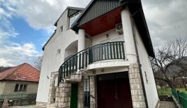 Отель, гостиница за 460 000 евро в Колашине, Черногория