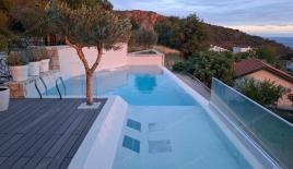 Вилла за 590 000 евро в Режевичах, Черногория