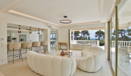 Вилла за 20 800 евро за неделю в Антибе, Франция