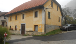 Дом за 89 000 евро в Идрии, Словения