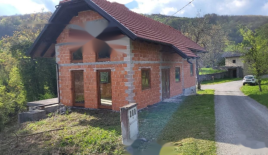 Дом за 69 000 евро в Чрномеле, Словения