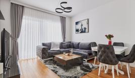 Квартира за 260 000 евро в Доброте, Черногория