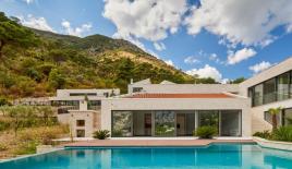 Вилла за 1 800 000 евро в Прчани, Черногория