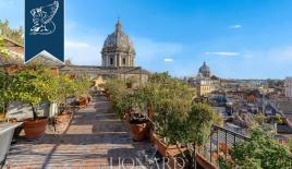 Дом в Риме, Италия (цена по запросу)