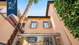 Вилла за 2 400 000 евро в Милане, Италия