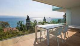 Квартира за 560 000 евро в Опатии, Хорватия