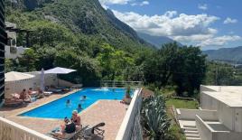 Квартира за 270 000 евро в Доброте, Черногория