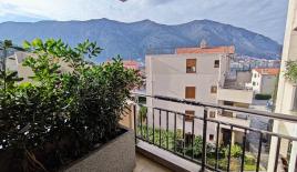 Квартира за 450 000 евро в Доброте, Черногория