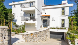 Дом за 1 950 000 евро в Опатии, Хорватия