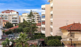 Квартира за 159 000 евро в Каннах, Франция