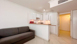 Квартира за 359 000 евро в Каннах, Франция