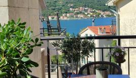 Квартира за 450 000 евро в Доброте, Черногория