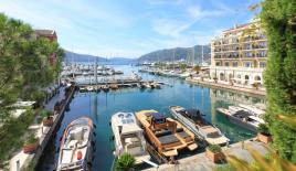 Апартаменты за 1 600 000 евро в Тивате, Черногория