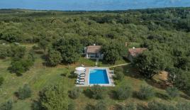 Вилла за 758 000 евро в Ровини, Хорватия