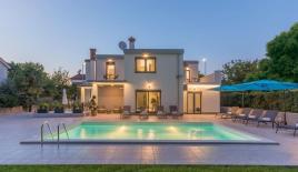 Вилла в Порече, Хорватия (цена по запросу)