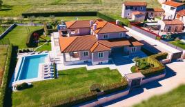 Вилла в Хорватии (цена по запросу)