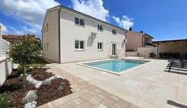 Вилла за 950 000 евро в Пуле, Хорватия