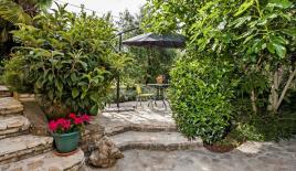 Отель, гостиница за 900 000 евро в Ровини, Хорватия