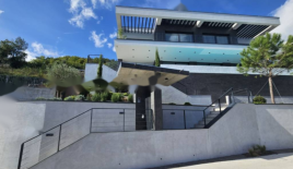 Дом за 1 870 000 евро в Опатии, Хорватия