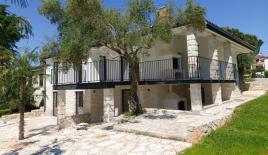 Дом за 1 290 000 евро в Умаге, Хорватия