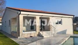 Дом за 399 000 евро в Ровини, Хорватия