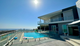 Квартира за 2 100 000 евро в Айос-Атанасиосе, Кипр