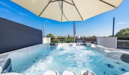 Квартира за 330 000 евро в Порече, Хорватия