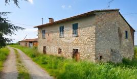 Дом за 240 000 евро в Монтегаббьоне, Италия