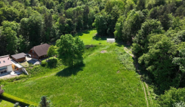 Земля за 685 000 евро в Любляне, Словения