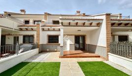 Шале за 229 000 евро в Сан-Мигель де Салинас, Испания