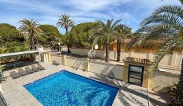 Вилла за 3 500 евро за месяц в Ориуэла Коста, Испания