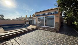 Дом за 2 000 евро за месяц в Торре де ла Орадада, Испания