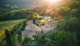 Дом за 2 500 000 евро в Кортоне, Италия