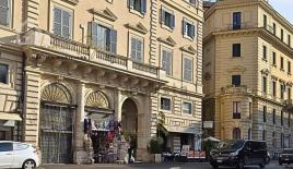 Магазин за 516 000 евро в Риме, Италия