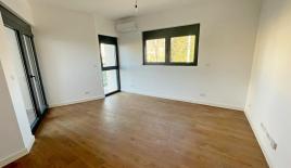 Квартира за 235 000 евро в Баре, Черногория