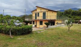 Вилла за 265 000 евро в Скалее, Италия