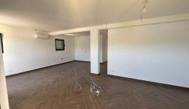 Квартира за 410 000 евро в Тивате, Черногория