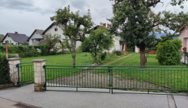 Дом за 425 000 евро в Есенице, Словения