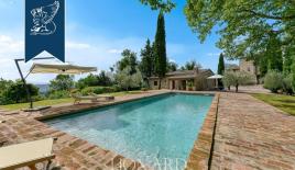 Вилла за 3 750 000 евро в Перудже, Италия