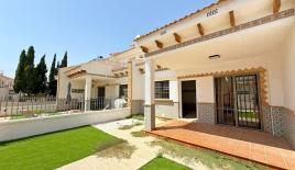 Таунхаус за 229 000 евро в Сан-Мигель де Салинас, Испания