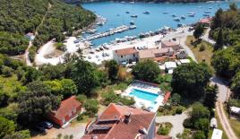 Офис за 2 500 000 евро в Марчане, Хорватия