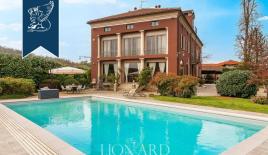 Вилла за 1 900 000 евро в Алессандрии, Италия