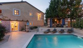 Вилла за 645 000 евро в Порече, Хорватия