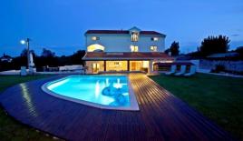 Вилла за 695 000 евро в Ровини, Хорватия