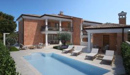 Вилла за 640 000 евро в Буйе, Хорватия