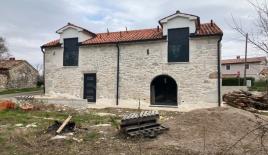 Дом за 420 000 евро в Кршане, Хорватия