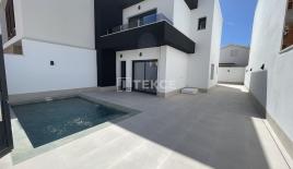 Вилла за 359 000 евро в Альморади, Испания