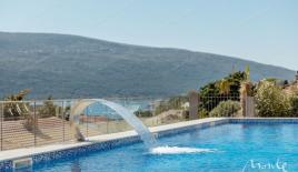 Апартаменты за 380 000 евро в Баошичах, Черногория