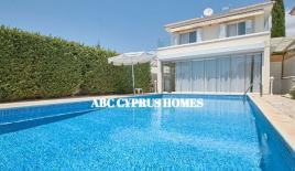 Вилла за 830 000 евро в Пафосе, Кипр